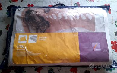 Guanciale ortocervicale in lattice 100%.