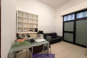 Oltre 3 vetrine a Firenze