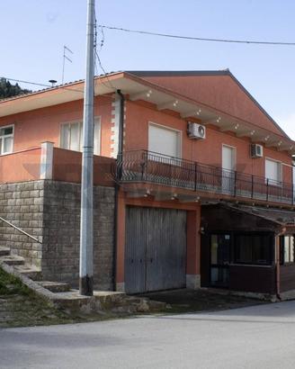 Locale Commerciale - Buccheri
