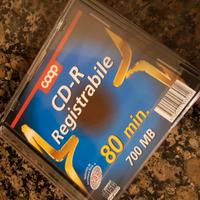 64 CD registrabili ancora negli imballi originali