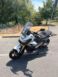 Honda X-ADV 750