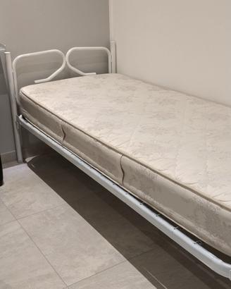letto singolo con materasso 