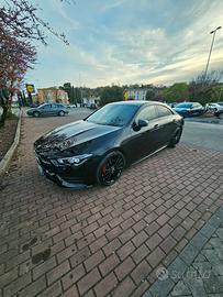 Mercedes CLA 180 D Premium allestimento AMG 