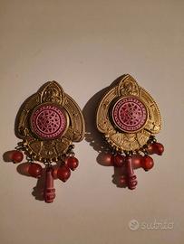 Orecchini a lobo rosa