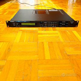 Raro Roland JV-880 del 1992 con spedizione inclusa