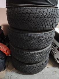 4 Cerchi in Lega con Gomme Invernali 215/65 R17