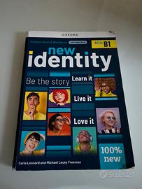 Libro inglese New Identity