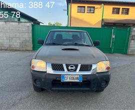 NISSAN PICK-up 4x4