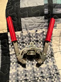 Tappatrice tappi sughero a doppia leva