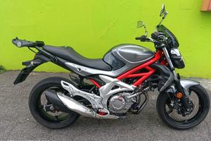Suzuki SFV Gladius 650