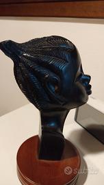 Testa di donna africana