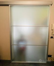 Porta scorrevole in vetro satinato