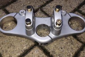 Piastra sterzo ducati monster 620