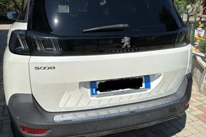 peugeot 5008 7 posti
