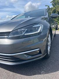 Volkswagen Golf 2.0 TDI DSG 5p. Highline BlueMotio