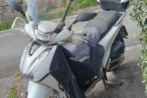 Scooter  sh 125