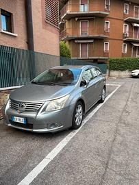 Toyota avensis 2010 , motore 2,2