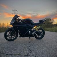 Yzf r125