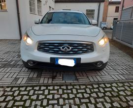 Infiniti fx - 2012