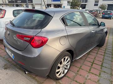 Alfa Romeo Giulietta 2.0 JTDm-2 140 CV Progression