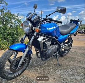Kawasaki ER 5 con pochissimi km