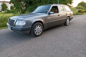 Mercedes Benz  W124  250 TD