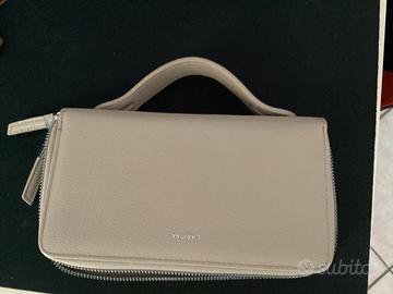Portafoglio Carpisa grande beige con zip