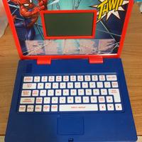 Computer spider man bambino