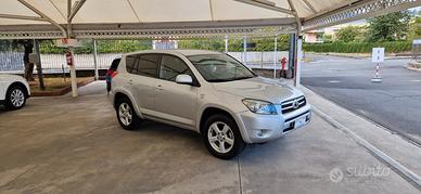 Toyota RAV4 2.2 D-4D 177cv Luxury