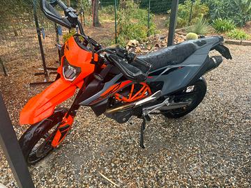 Ktm 690 smc r 2022