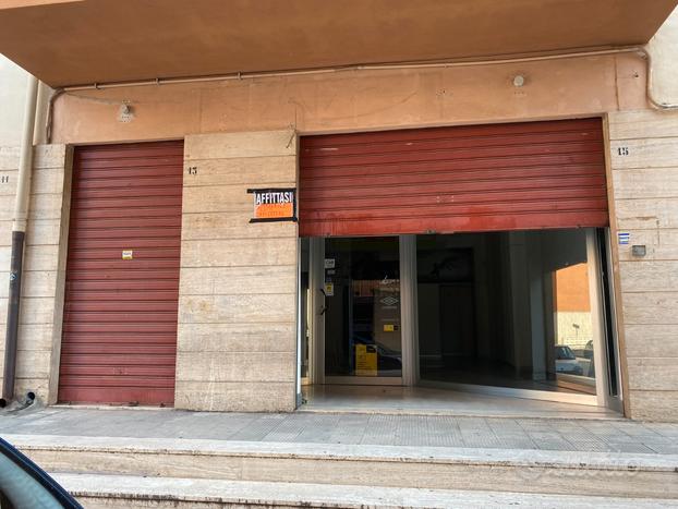 3 locale Commerciale/3 Vetrine/centralissimo/