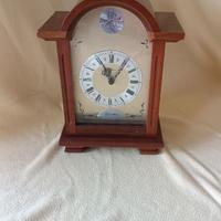 Orologio da tavolo TEMPUS FUGIT  a carica manuale