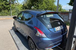 Lancia Ypsilon 1.0 FireFly 5 porte S&S Hybrid...