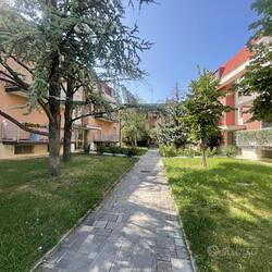 MONFALCONE: Centralissimo App.to tutto Arredato