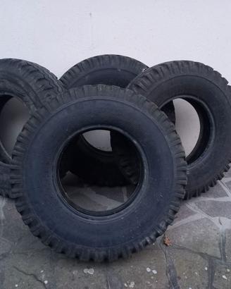 gomme per Uaz