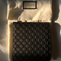 GUCCI portafoglio BI-FOLD a libro da uomo in pelle