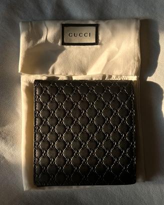 GUCCI portafoglio BI-FOLD a libro da uomo in pelle