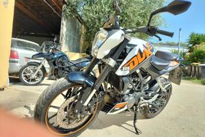 KTM 125 Duke - 2013 Bianco