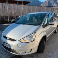 Ford Max 