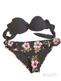 Costume da bagno due pezzi taglia M (38-40)