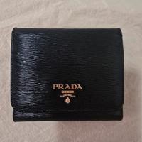 Prada portafoglio compatto