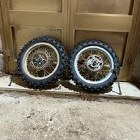 cerchi e gomme pit bike 125