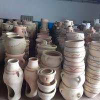Vasi e anfore artigianali di terra cotta