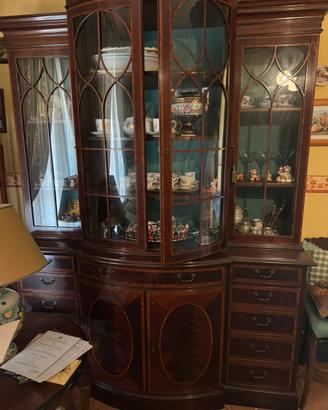 Vetrina in piuma di mogano