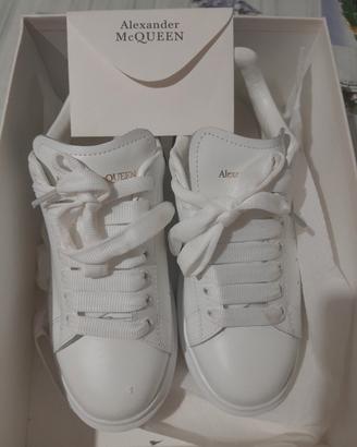 ALEXANDER MCQUEEN