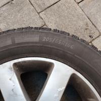 Cerchi in lega e gomme