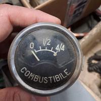 Strumento cruscotto - combustibile 24V AR55 59