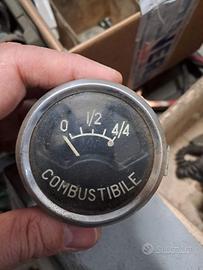 Strumento cruscotto - combustibile 24V AR55 59