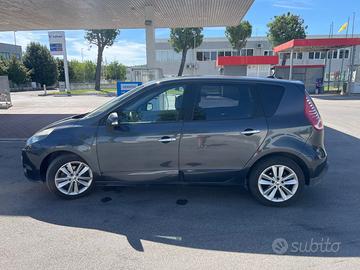 Renault Scenic modello Lux motore 100mila km