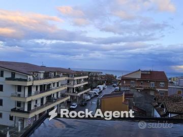 Rustico / Casale di 750 m² a Ardore